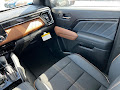 2025 GMC Canyon 4WD AT4
