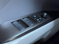 2023 Toyota Camry SE (Natl)